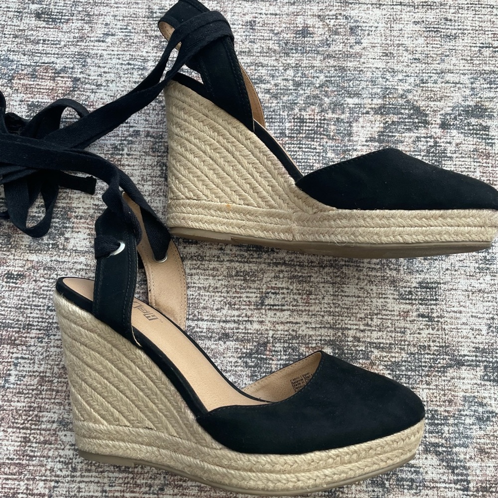 Brash Wedged Heels